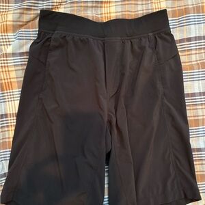 Lululemon black shorts